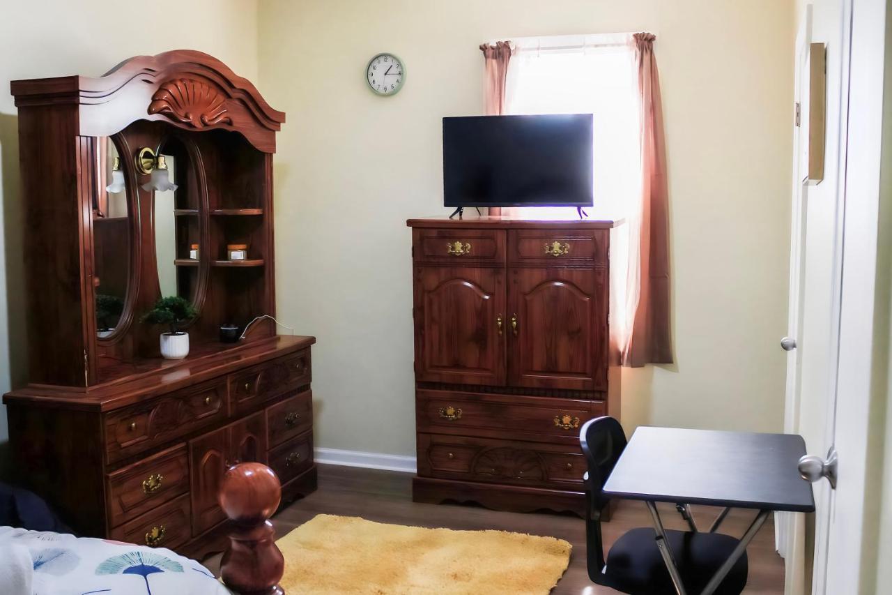 Cozy City Retreat Near Downtown Indianapolis- Private Bedroom Екстер'єр фото
