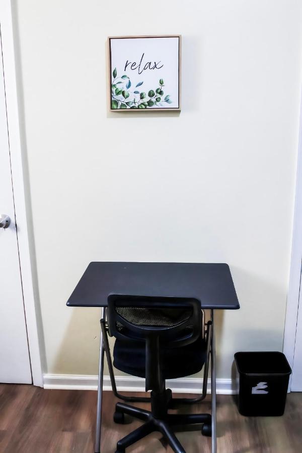 Cozy City Retreat Near Downtown Indianapolis- Private Bedroom Екстер'єр фото