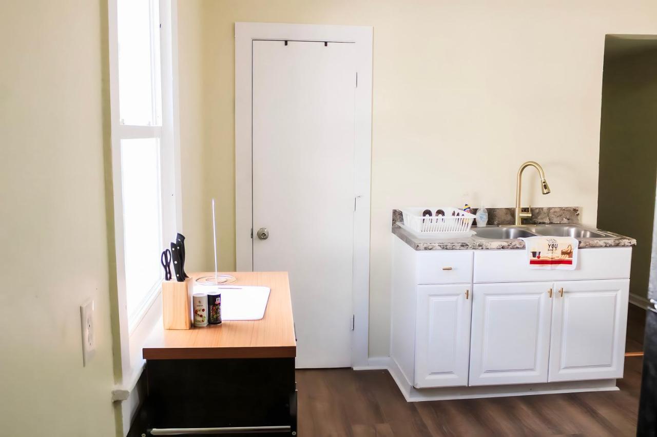 Cozy City Retreat Near Downtown Indianapolis- Private Bedroom Екстер'єр фото