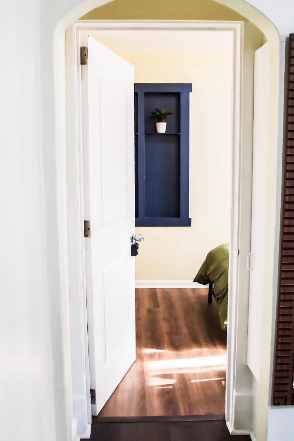 Cozy City Retreat Near Downtown Indianapolis- Private Bedroom Екстер'єр фото